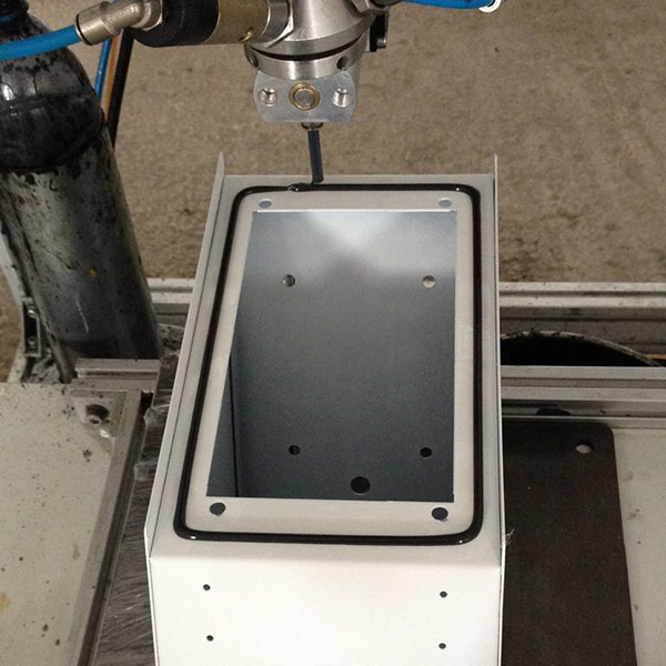 Geometal - Polyester Elektrik Panoları, Bahçe ve Aydınlatma Direkleri, Çelik Spiraller,Boru Profil, Sac İşleme, Yüzey İşleme İşlemleri, Boru profil burma, muflama, Çelik ve PVC İzoleli Spiral Boru