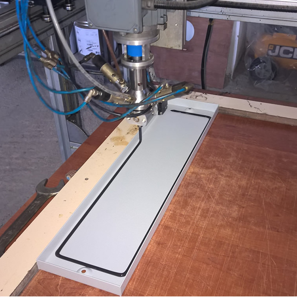 Geometal - Polyester Elektrik Panoları, Bahçe ve Aydınlatma Direkleri, Çelik Spiraller,Boru Profil, Sac İşleme, Yüzey İşleme İşlemleri, Boru profil burma, muflama, Çelik ve PVC İzoleli Spiral Boru