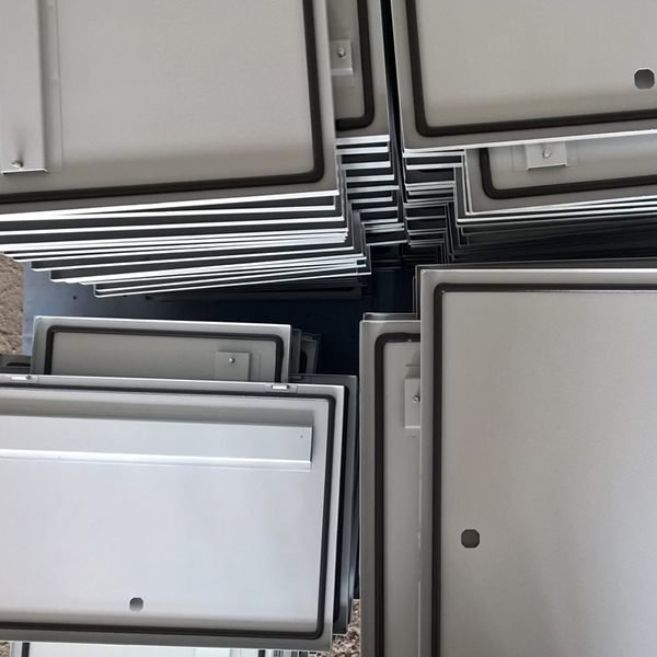 Geometal - Polyester Elektrik Panoları, Bahçe ve Aydınlatma Direkleri, Çelik Spiraller,Boru Profil, Sac İşleme, Yüzey İşleme İşlemleri, Boru profil burma, muflama, Çelik ve PVC İzoleli Spiral Boru